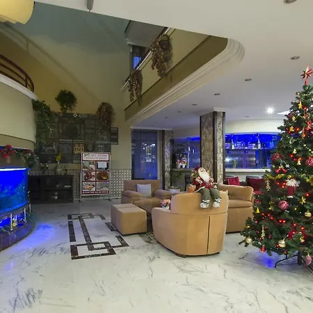 Aparthotel My 3*
